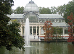 mad-kistallpalast-250