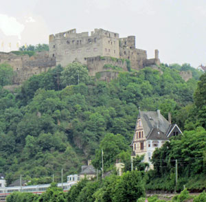 rhein-burg-300